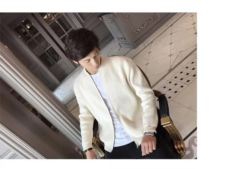 Description Picture 5 of itemSpring Autumn 2023 New Men's Sweater Jacket Solid Color Knitted Cardigan Casual Versatile Slimming Smooths Your Silhouette Top