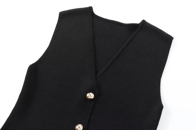 Description Picture 6 of itemTRAFZA Women's Fashion V-Neck Sleeveless Gold Button Knitted Vest Female Chic Elegant Solid Single-Breasted Casual 6-Color Tops