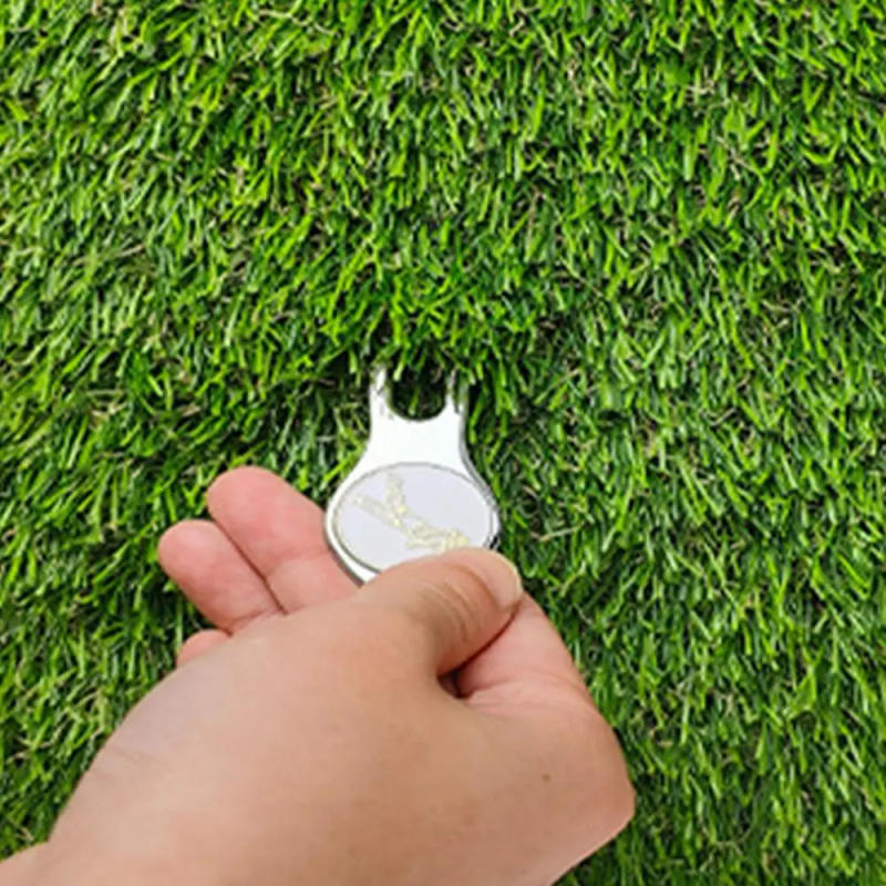 Description Picture 3 of item1Pc Golf Divot Repair Tool Zinc Alloy Magnetic Detachable Golf Green Fork Pitch Groove Cleaner Golf Marker Golfs Accessories