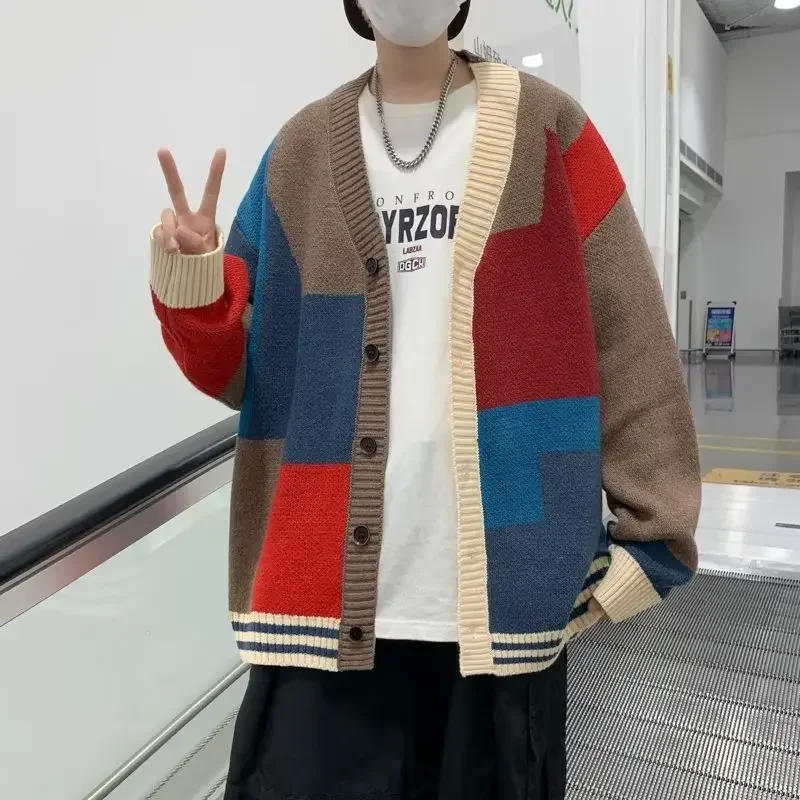Description Picture 3 of itemAutumn/winter New Men's Sweater Japanese Style Color Blocking Hong Kong Street Round Neck Pullover Casual Knitted Top
