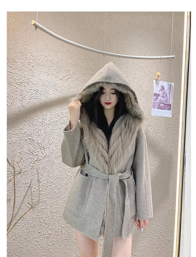 Description Picture 4 of itemRemovable Lining Striped Real Fox Fur Long Sleeve Woolen Coat With Hat Korea Overcoat Luxury Cashmere Women Winter Ribbon Jacket
