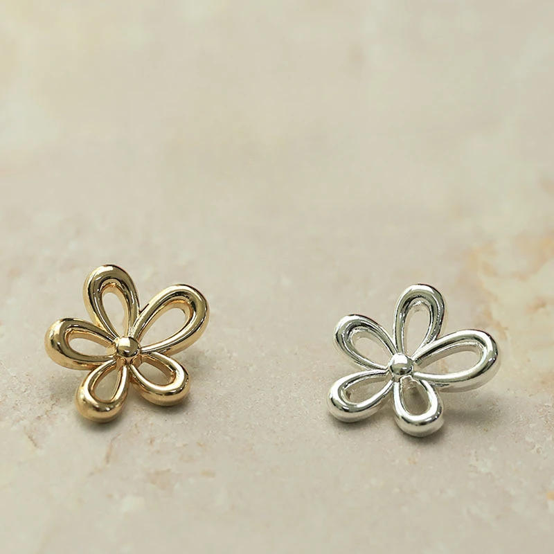 Description Picture 2 of item10 Pieces Elegant Flower Buttons Gold/Silver Color Hollow Metal Flower Shank Buttons Woman's Clothes Accessories