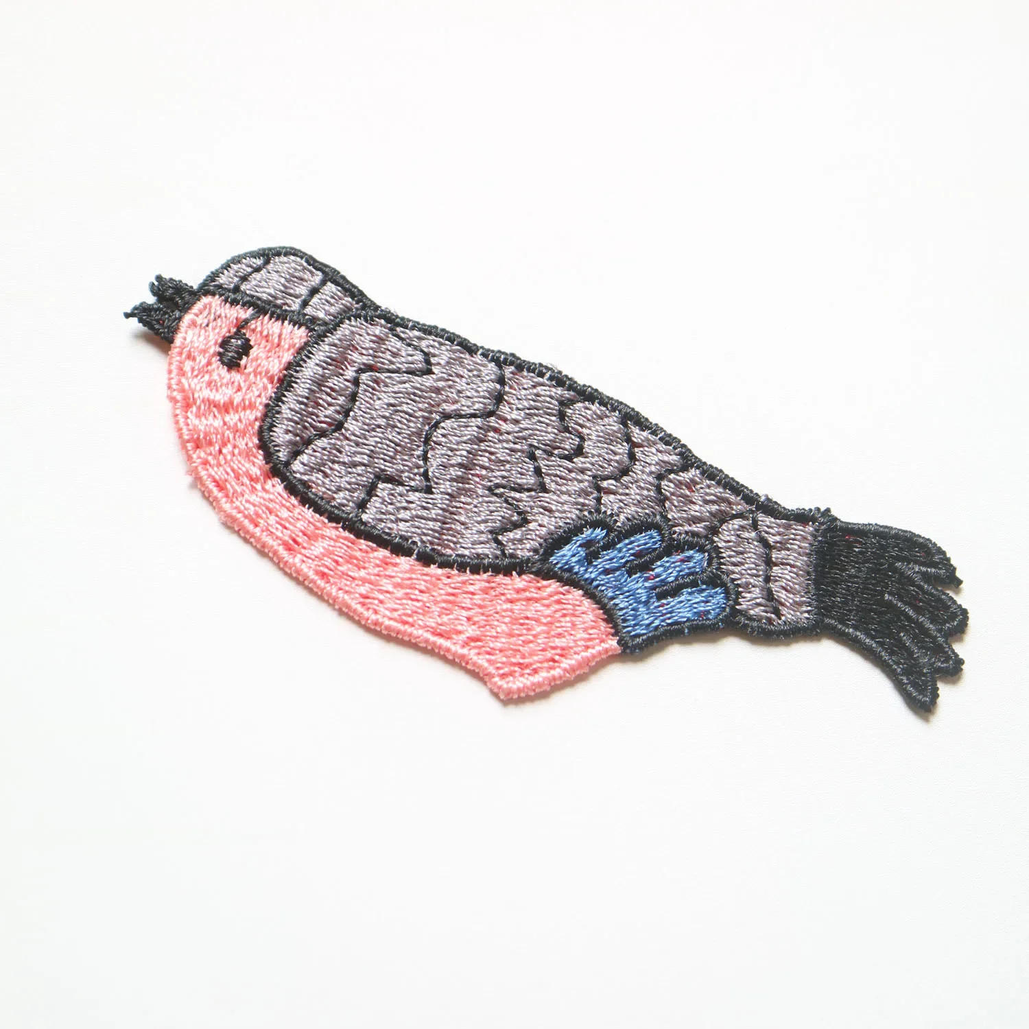 Description Picture 5 of itemGolden rose flower patches for clothes DIY sew on parche appliques birds Embroidery applique patch ropa clothing accessory