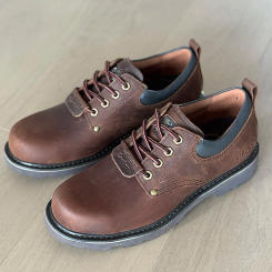 Cowhide Hiking Shoes Men Waterproof Male Motorcycle boots Tactical Hunting Boots Desert Combat Ankle Boots travel sneakers