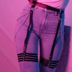 Uyee Women's Garter Belt Fun Leather Bow Metal Chain Body Belt Accessories Garter Belt