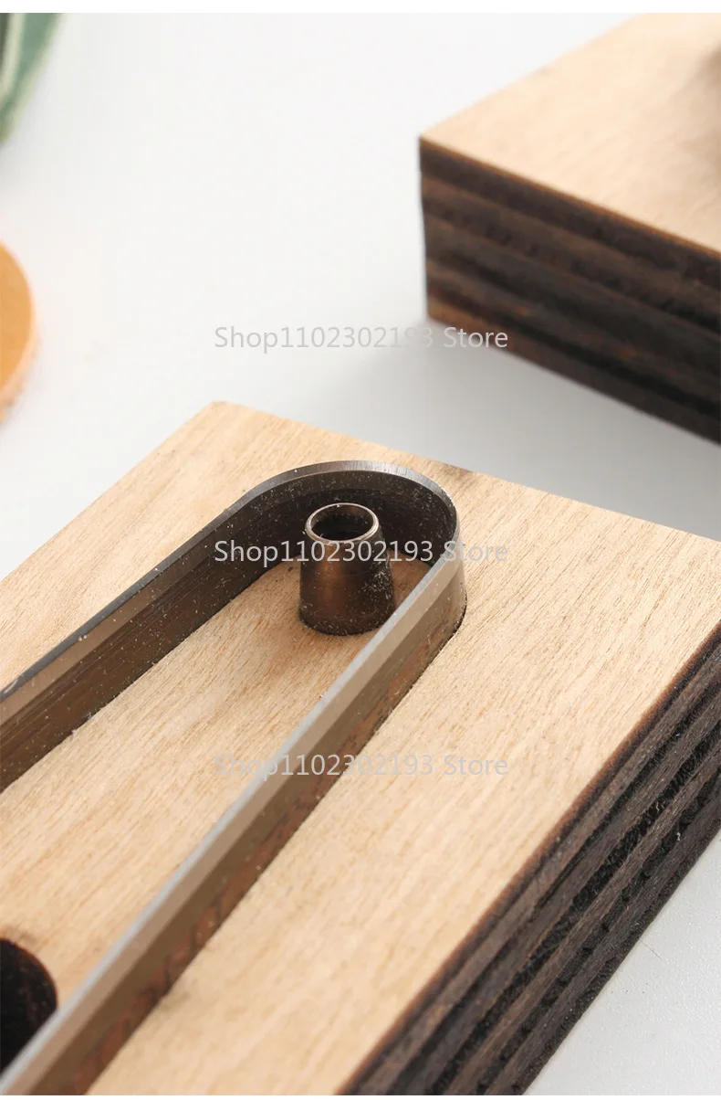 Description Picture 4 of itemLeather Craft DIY Key Chain Steel Blade Die Cut Steel Punch tool Pendant Cutting Mold Wood Dies Cutter Template Leather Crafts