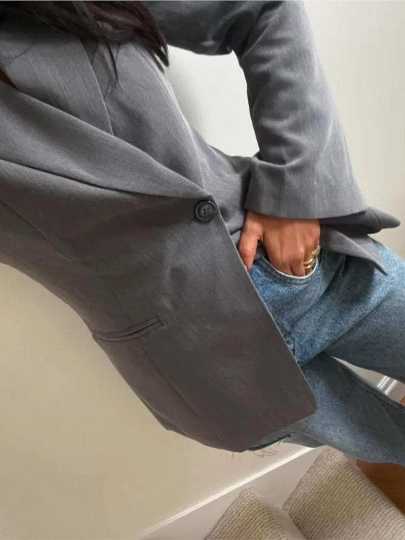 Description Picture 4 of itemOne Button Waist Cinched Suit Coat Jacket V-Neck Pleats Commuting Fashion Minimalism Women Overcoat Professional Formal Attire