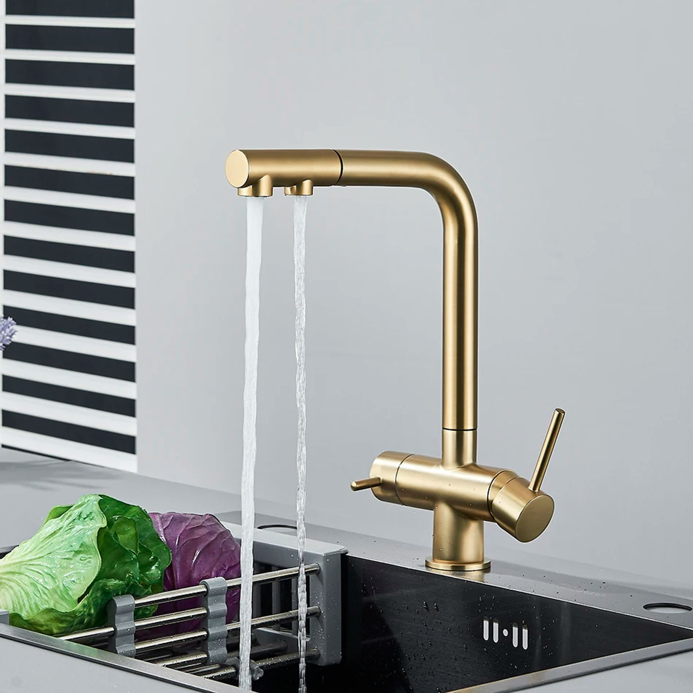 Description Picture 3 of itemUythner Waterfilter Kitchen Faucet Dual Handles Deck Mounted Pull Out Mixer Tap 360 Degree Rotation Water Purification Crane