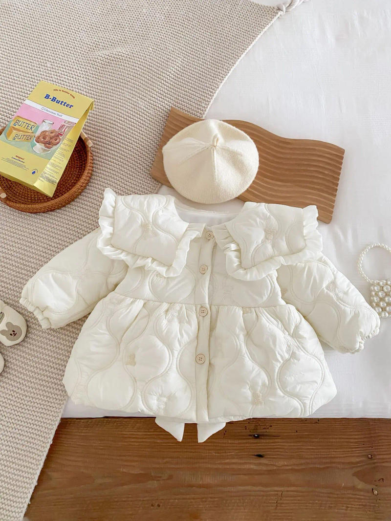 Description Picture 4 of item2025 Winter New Girl Long Sleeve Warm Coat Children Thick Cotton Padded Jacket Fashion Kids Girls Bow Large Lapel Coat Clothes