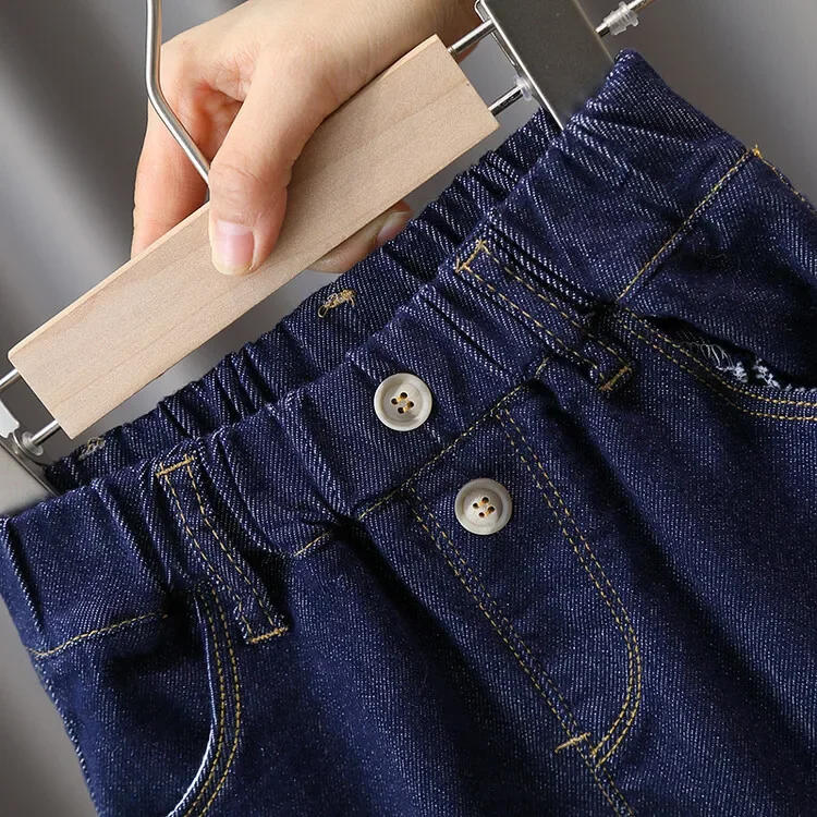Description Picture 6 of item2025 Spring Boys' Jeans Long Pants Spring and Autumn Children's Wear Haren Pants Medium and Small Children's Loose Fat Pants