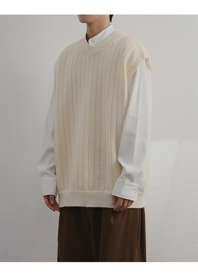 Description Picture 5 of itemSweater Vest Men O-neck Sleeveless Knitted Sweaters Vests Solid Retro Preppy-style Simple Chic Loose Casual All-match C117