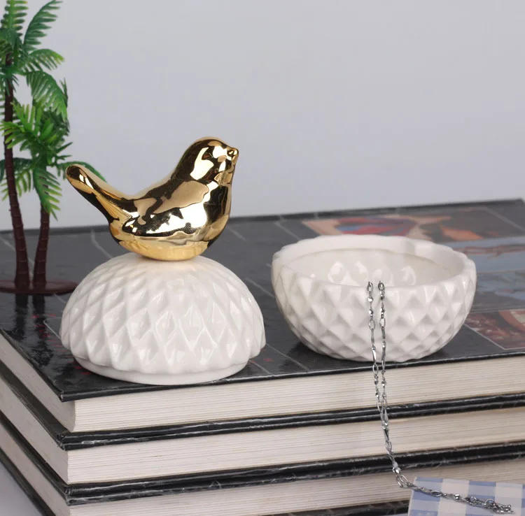 Description Picture 4 of itemCreative Electroplating Process Ceramic Jewelry Box Hi-fi Box Gifts Home Storage Storage Incense Wax Jar Ornaments with Gifts