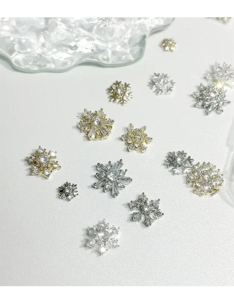 Description Picture 5 of item10pcs/lot Christmas Snowflake Zircon Rhinestones Manicure Nail Art Parts Jewelry Decorations Nails Accessories Charms Supplies