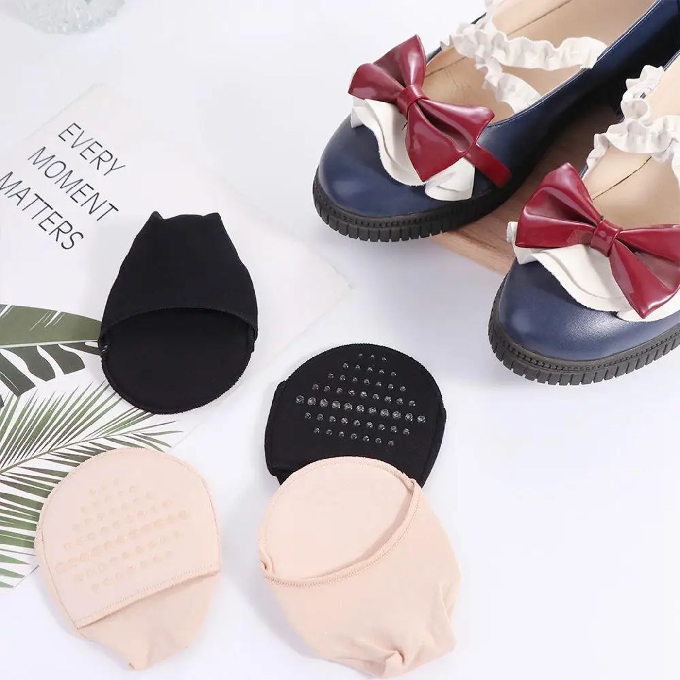 Description Picture 6 of itemBreathable Silicon Forefoot Socks Soft Invisible Half Feet Socks Elastic Cotton Hosiery Women