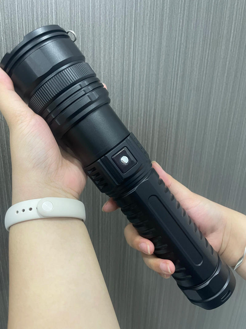 Description Picture 2 of item1000000 Lumen Most Powerful Led Flashlight Super Bright 600W Torch Rechargeable Tactical Lantern Spotlight Long Shot 3500M Torch