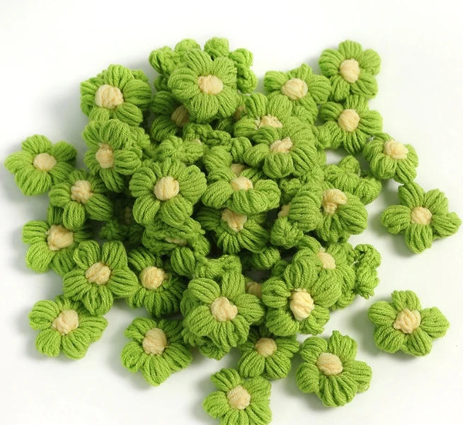 Description Picture 5 of item10pcs Knitting Flower Head Crocheted Yarn Bouquet Ornament Carnation Hand-woven Hairpin Pin Brooch DIY Sewing Accessories