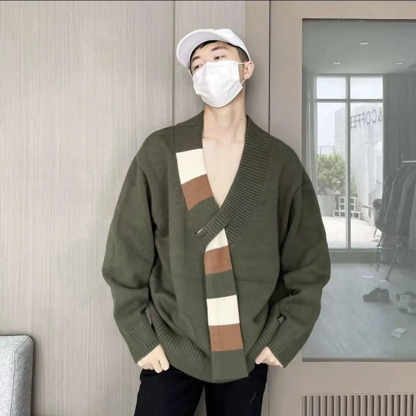 Slide 1266dc773b5b423dbc2847546941b0f5