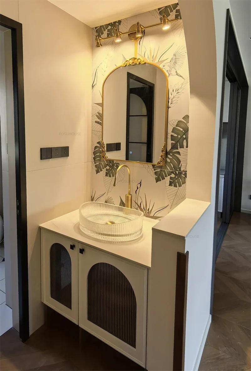 Description Picture 3 of itemLight Luxury Crystal Bathroom Sinks Oval Transparent Washbasin Creative Above Counter Basin Italian Household Hotel Single Basin