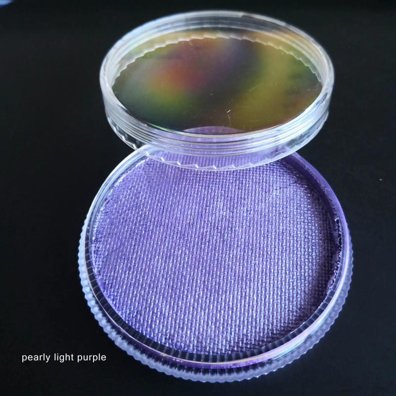 Description Picture 4 of itemCosmetic Grade Metallic Pearly Color Water Based Face Paint Easy on Body Paint Makeup Shiny Water Activated Eyeliner