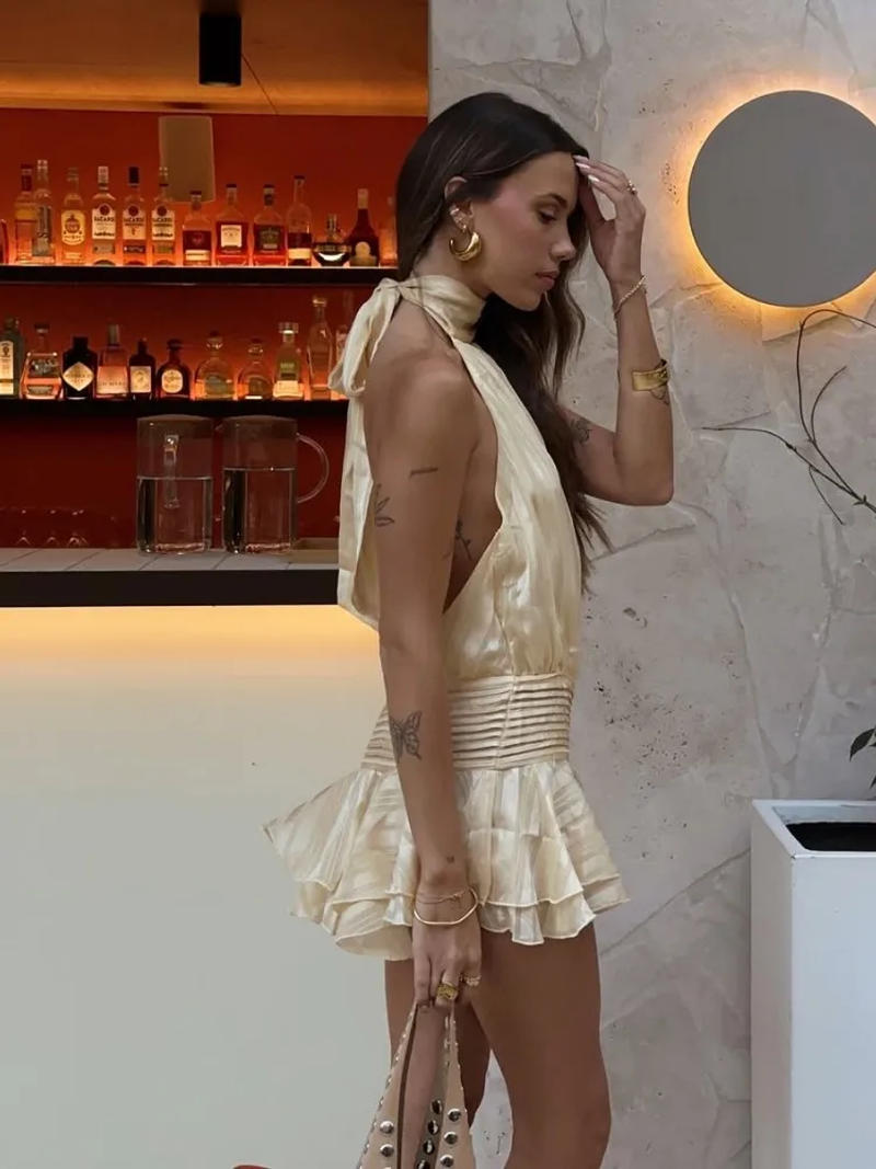 Description Picture 4 of itemStrap Backless Halter Dress Hanging Neck Bow Lace Up Waist Cinching Vest Beach Pleated Short Dresses Baggy Chiffon Shirt Gown