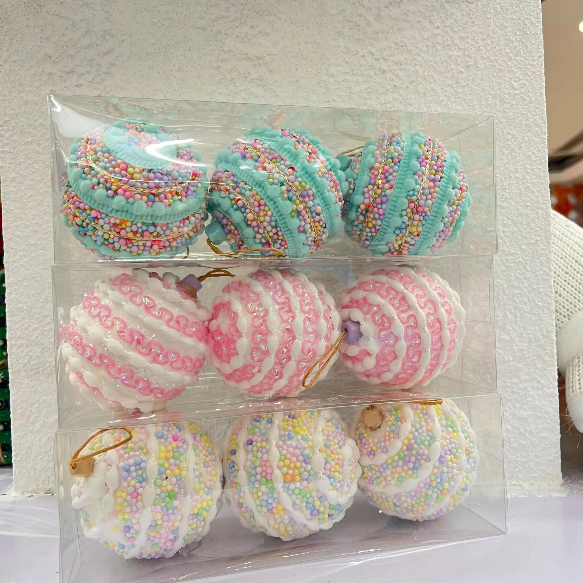 Description Picture 4 of item3pcs 8cm Christmas Ball Ornaments Sticky Pink Christmas Tree Party Decoration New Year Colorfule Christmas Spheres Pendant 2024