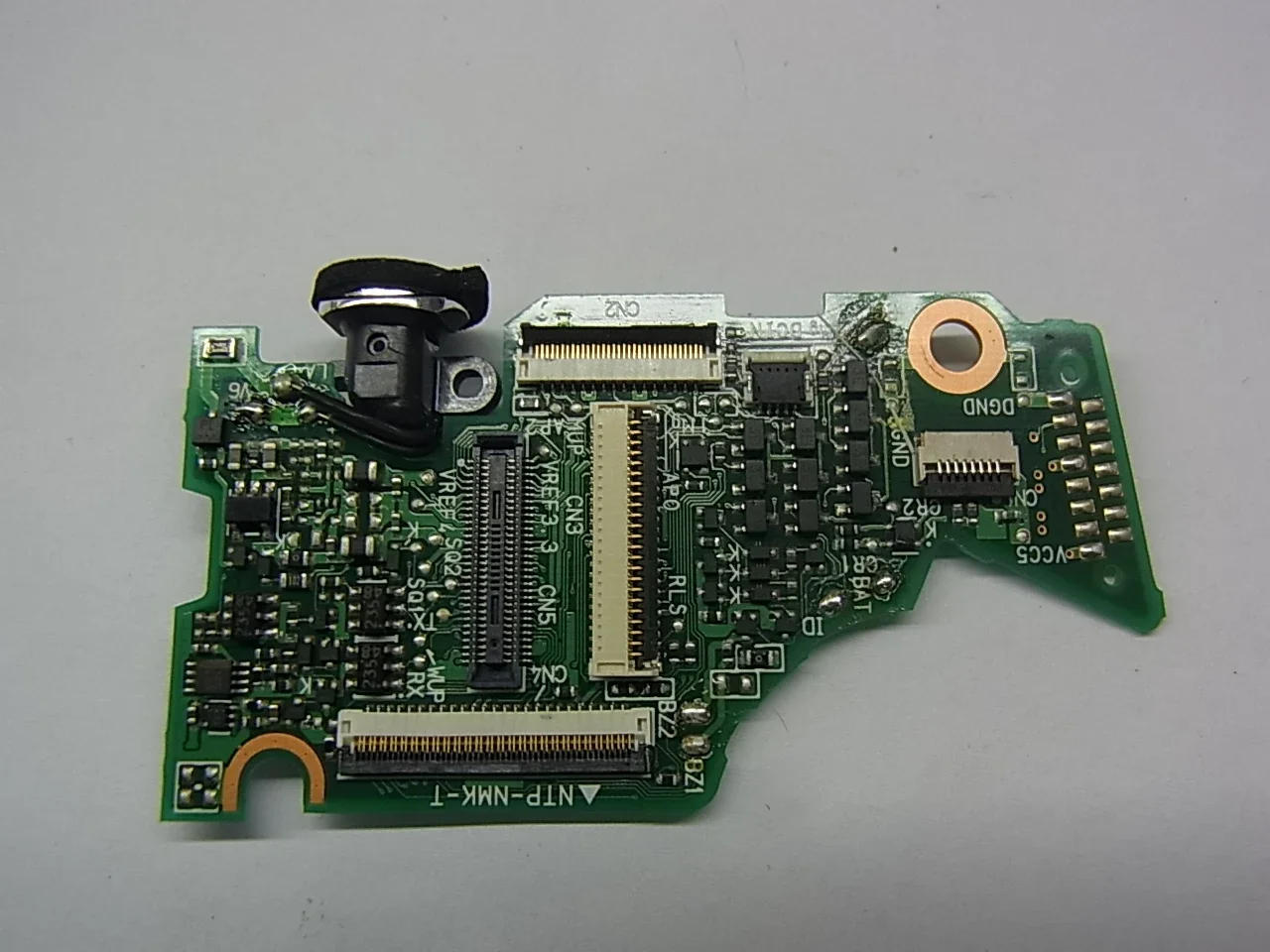Description Picture 2 of itemRepair Part For Nikon D700 small Motherboard Main Board Drive Board Top PCB  Camera Replacement Unit