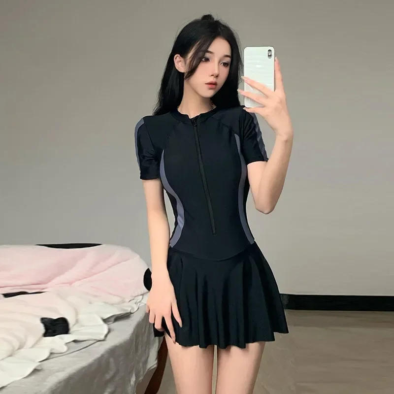 Description Picture 3 of itemWomen One-piece Swimsuit Korean Fashion Sports Swimwear Slim Short-sleeved Skirt Bathing Suit Beach Wear Swimming Suit for Women
