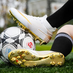 Men Soccer Shoes Unisex Ankle Professional Football Boots Cleats Grass Training Match Sneaker Futsal Outdoor Fast Football Shoes