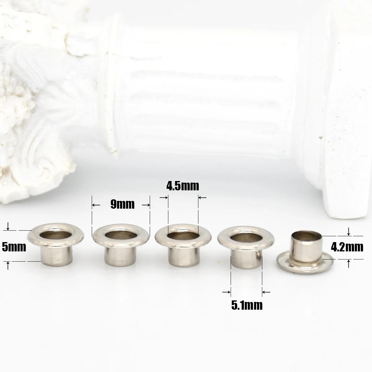 Description Picture 3 of item100sets 4.5mm Brass Eyelets Grommets with Washer for Diy Leathercraft Accessories Shoes Belt Cap Bag Tags Clothes Repair Parts