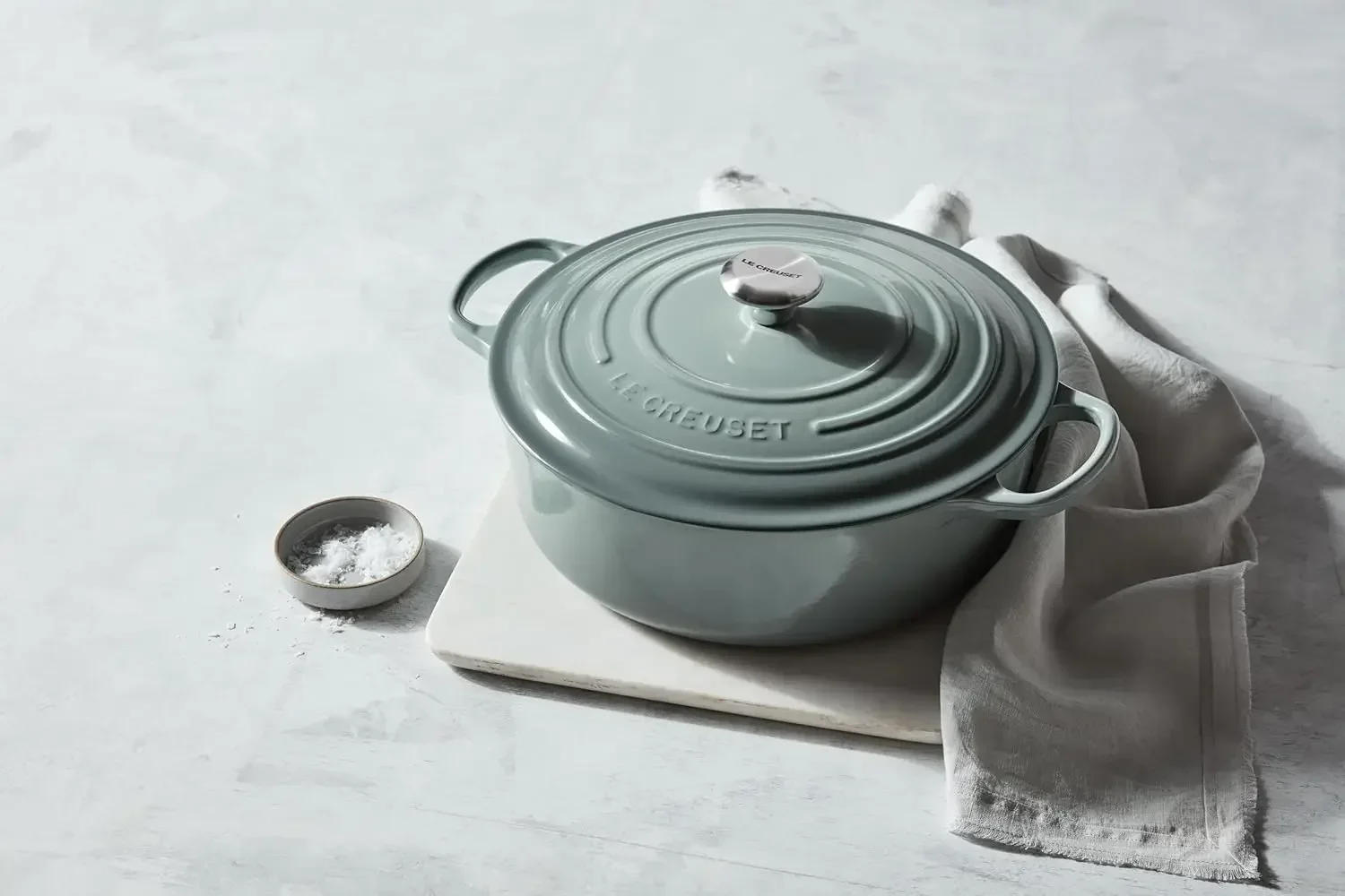 Description Picture 6 of itemLe Creuset Enameled Cast Iron Signature Round Wide Dutch Oven, 6.75 qt., Sea Salt