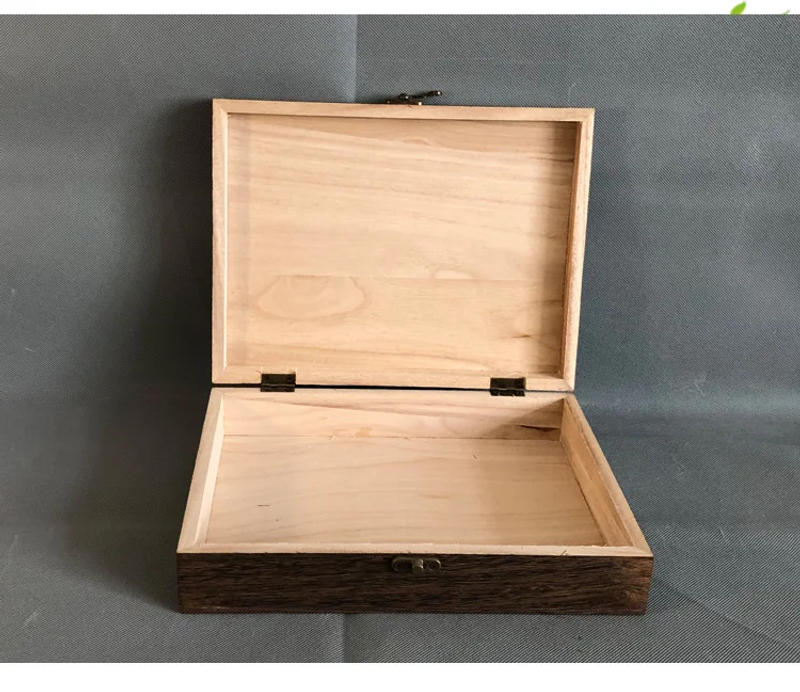 Description Picture 6 of itemRetro Lockable Storage Box Made of Wood and Perfect for Home Office Storage Table Organizer