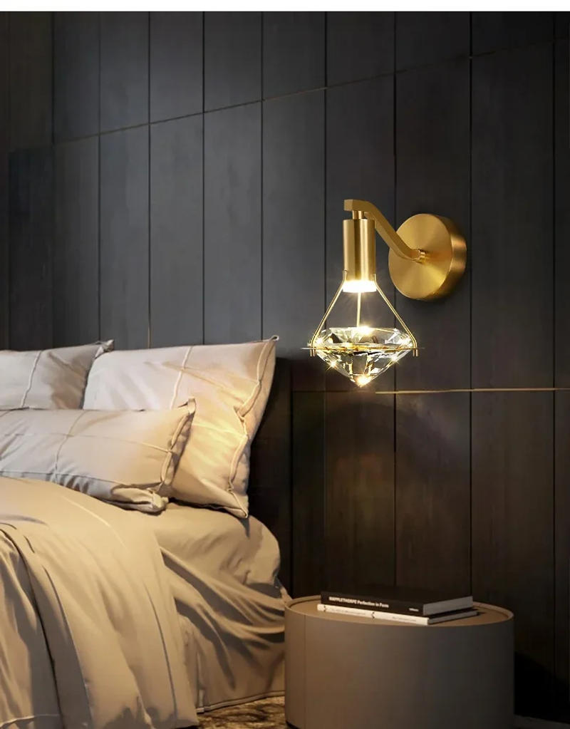 Description Picture 3 of itemNew golden creative modern lamp black white wall lights for home hotel office Bathroom headboard mirror headlight light