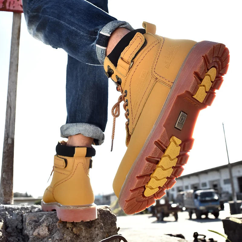 Description Picture 4 of itemCouple Boots for Men and Women Classical Outdoor Casual Winter Warm Comfortable Walking Shoes High-top Non-slip Snow Boots Men