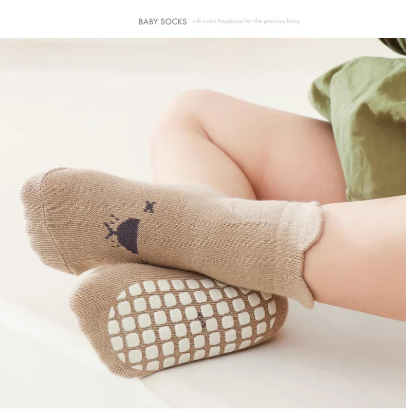 Description Picture 2 of item3/1 Pairs Cartoon Baby Socks Infant Newborn Anti-Slip Cotton Floor Socks For Girls Boys Cute Unisex Rubber Grips Toddler Socken
