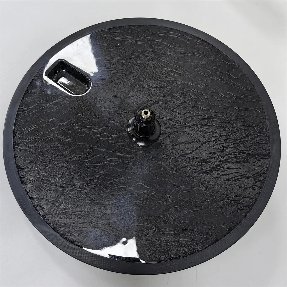 Description Picture 5 of item700C 4 Spokes and Disc Wheels Carbon Fiber Road/Track/fixed Gear Bike Wheelset 23Mm Width Tubular Tubular UD 3K