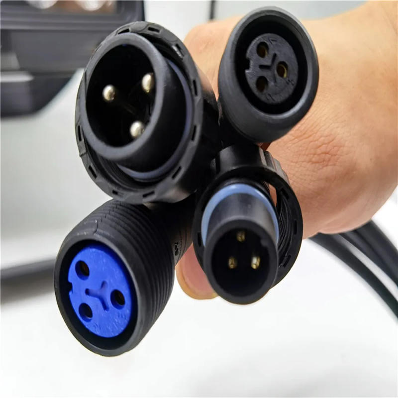 Description Picture 2 of itemIP65 Disco Decoration Wall Wash Light 24x18W RGBWA UV 6in1 Stage Washer Wateproorf LED Outdoor Stage Lights