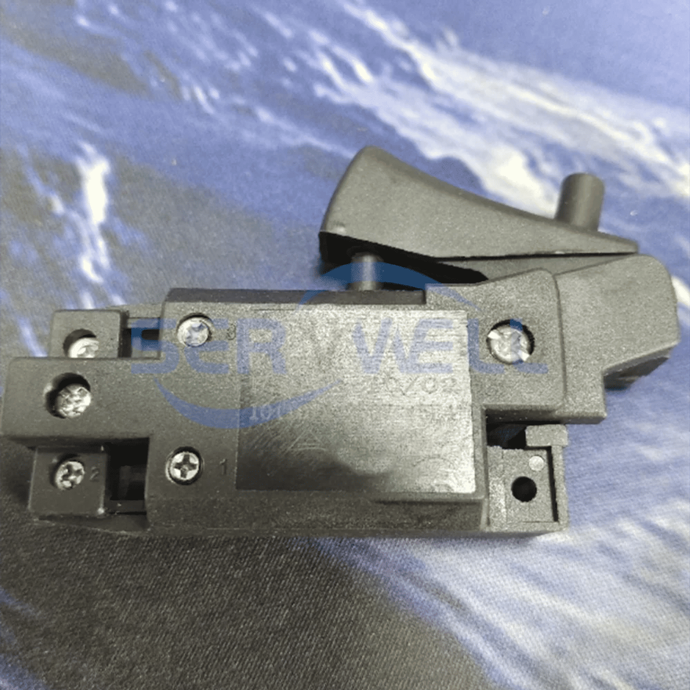 Slide f170a8e13ad147d69a6439bb40a46472