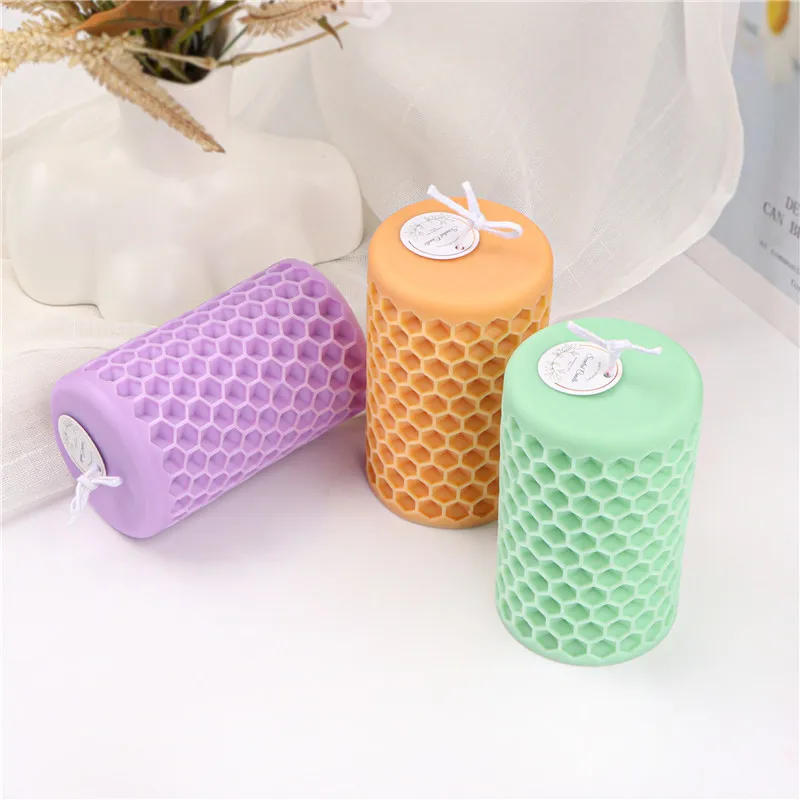 Description Picture 4 of item3D Honeycomb Cylinder Candle Silicone Mold DIY Aromatherapy Plaster Resin Handmade Soap Candle Making Kit Home Decor Gift