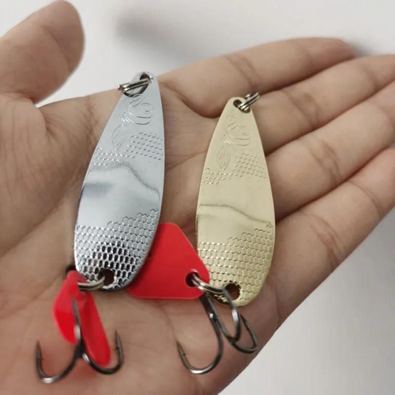 Description Picture 2 of itemMetal Jigging Spinner Spoon Fishing Lure Fishing Bait Hard Baits Sequins Noise Artificial Bait Treble Hook Swimbait Carp Fishing