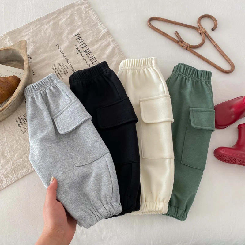 Description Picture 4 of item2024 autumn New in Kids Baby Girls Fashion Clothing Infant Toddler Solid Color Feet Bound Large Pocket Pants Toddler 3M-6Y