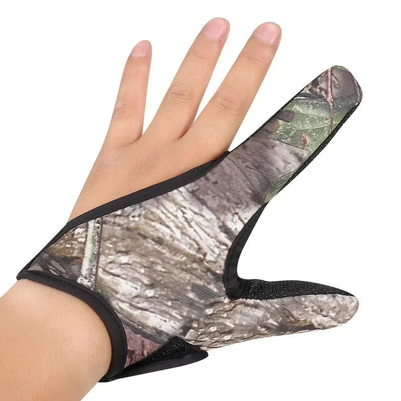 Description Picture 6 of itemFishing Gloves 2 Fingers Protector Breathable Anti-Slip Anti-Cut Fishing Gloves Carp Outdoor Fishing Tackle Accessories Supplies