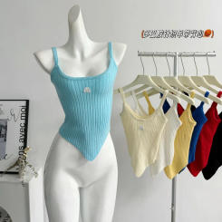 Red Camisole Vest for Women's 2024 Spring/summer New Slim Fit Knitted Short Top Luxury Brand Designer Tee