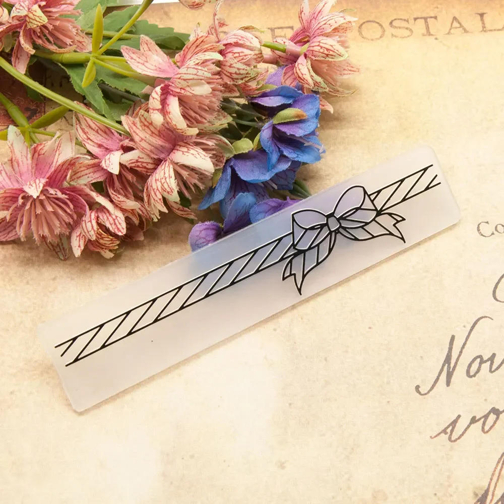 Description Picture 3 of item15x3cm Embossing folder Plastic Template for DIY Scrapbooking Decoration Craft Photo Album Card Holiday Handmade Supplies