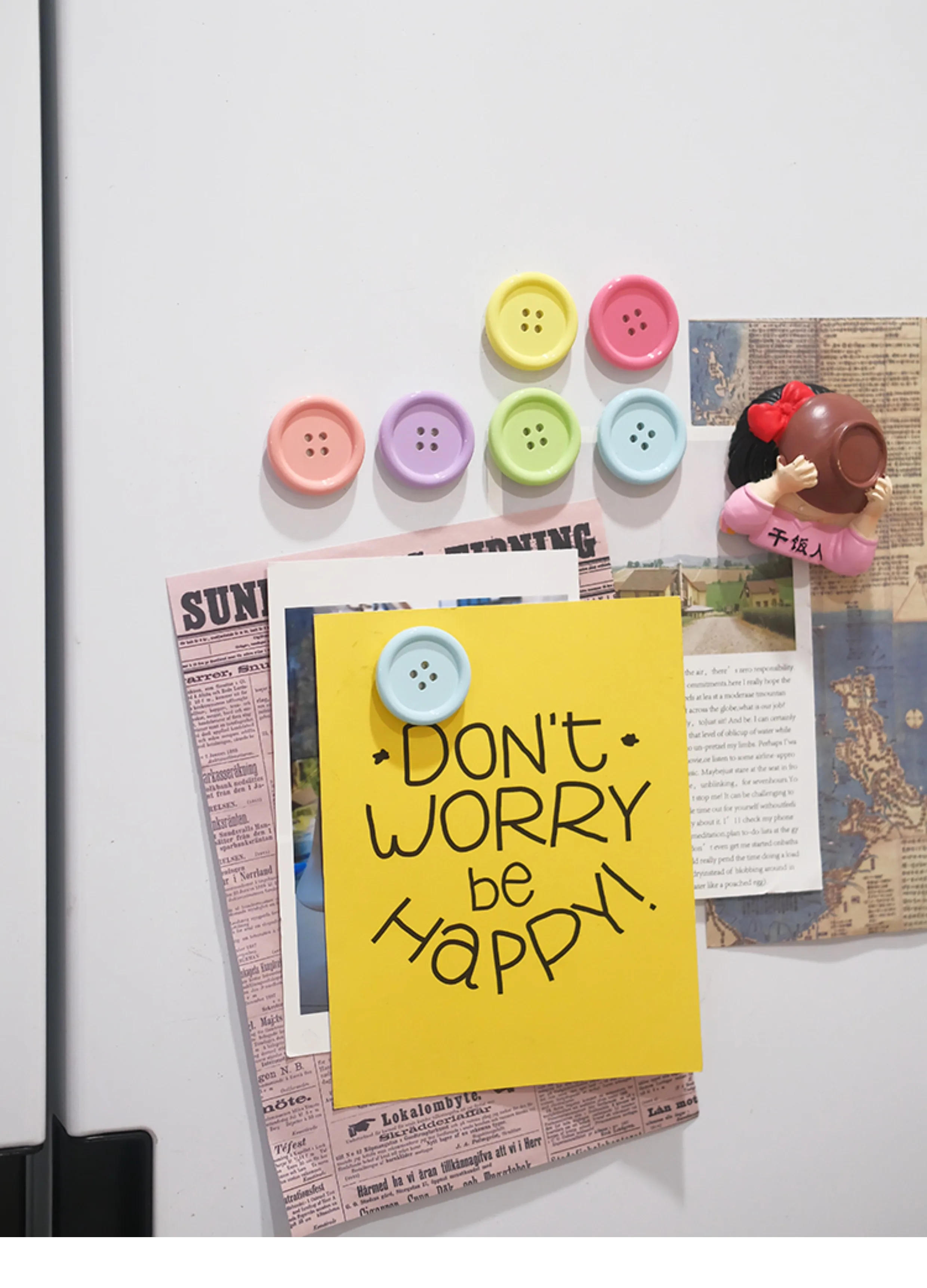 Description Picture 4 of itemCandy Colored Buttons Fridge Magnet Photo Message Board Magnetic Home Decoration