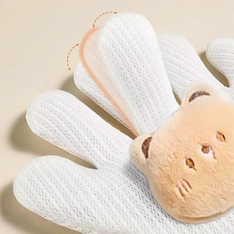 Description Picture 3 of itemBaby Soothing Palm Hand Shaped Baby Anti-Jumping Soothing Big Palm Sleeping Artifact Newborn Pillow Night Gift