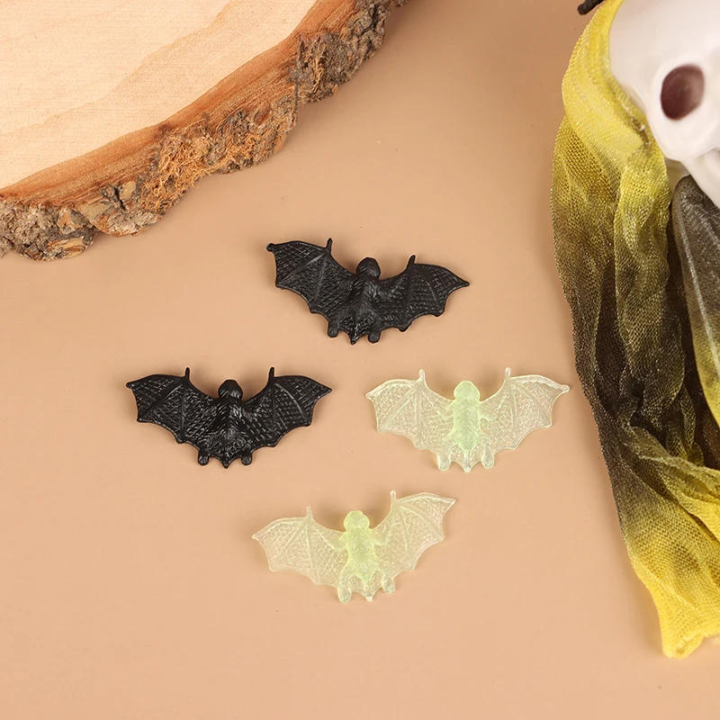 Description Picture 4 of item20pcs Plastic Black Luminous Fake Bat Halloween Decoration Haunted House Horror Props Accessories DIY Kids Toys Party Favors