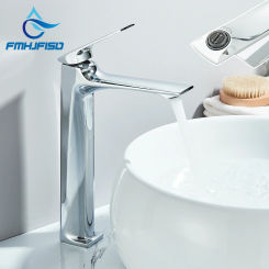 Brass Core Modern Bathroom Sink Faucet Chrome Hot Cold Water Mixer Tap Single Handle Deck Mounted Washbasin Crane For Bathroom