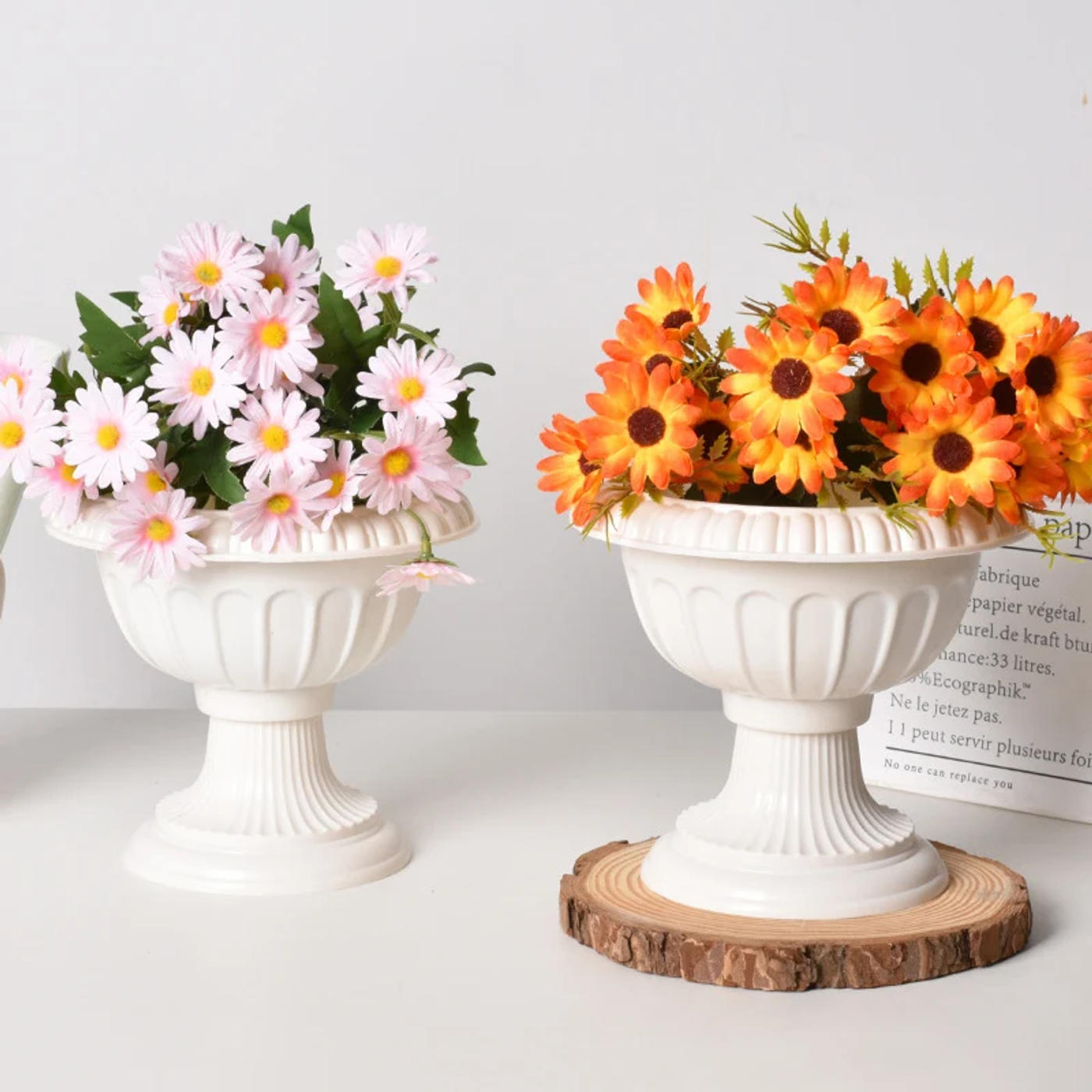 Description Picture 5 of itemSimple Plastic Vase Pots for Plants Flower Arrangement Vase Modern Art Plastic Flowerpot Desktop Vase Decoration Flower Bottle