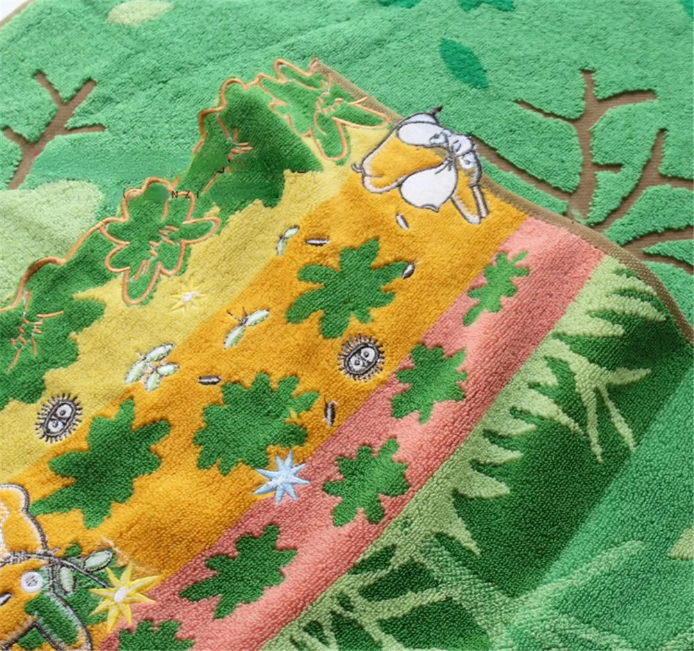 Description Picture 6 of itemCute 100% Cotton Embroidery Cartoon Towels Bathroom Hand Towel Batrh for Kids Adults Beach