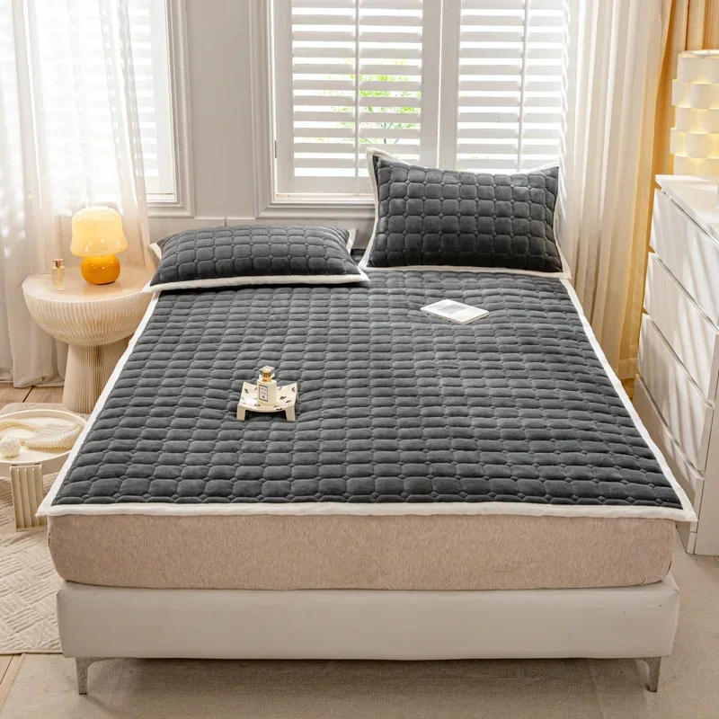 Description Picture 3 of itemBed Floor Mattress Mat Student Dormitory Single Double Tatami Mattress Soft Comfortable Mattress Sleeping Pad Mat Bed King Size